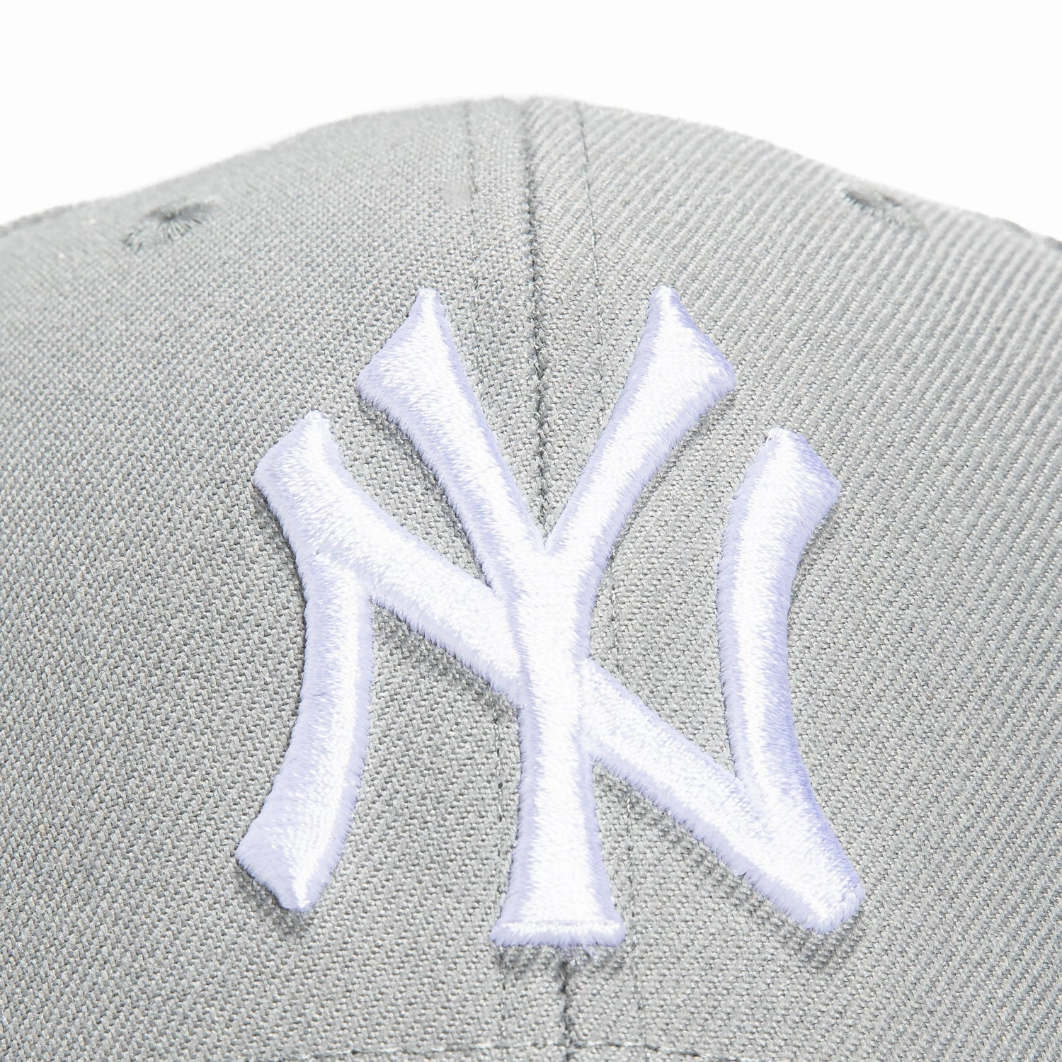 47 Brand New York Yankees MVP Adjustable Hat - Grey. White