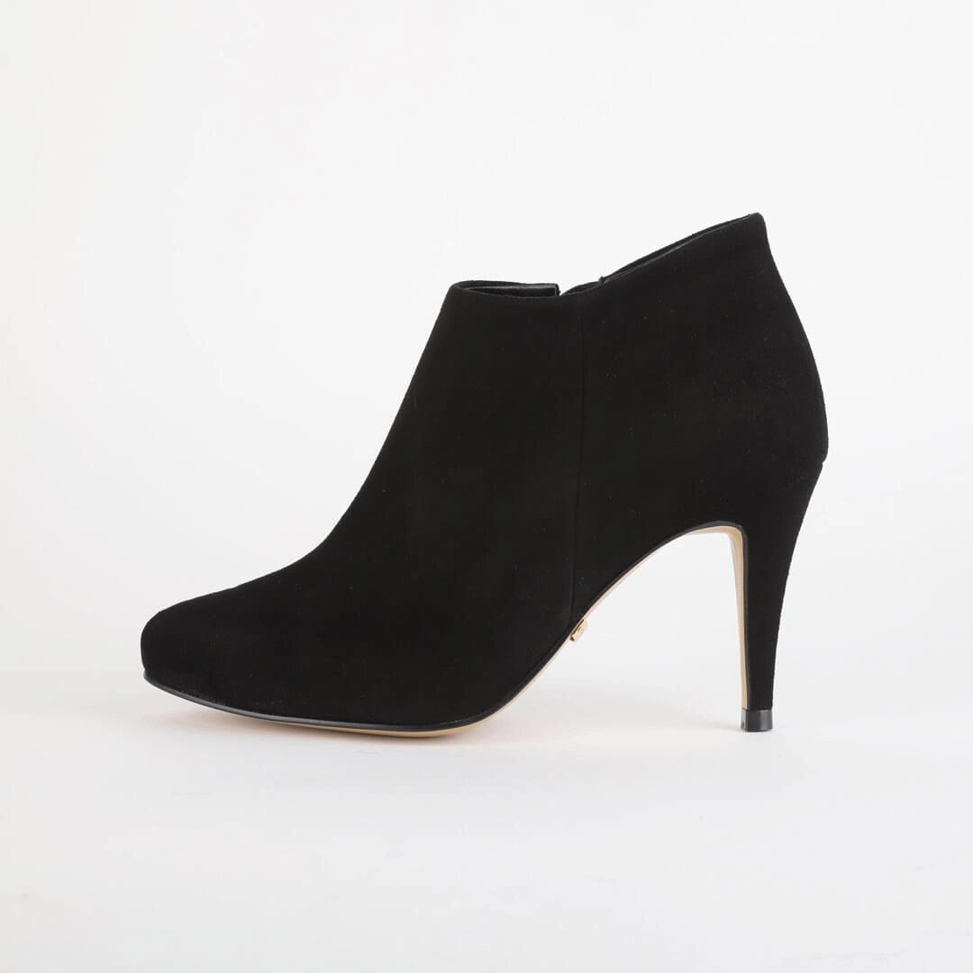 *UK size 2 - KANE - black suede, 8cm heels