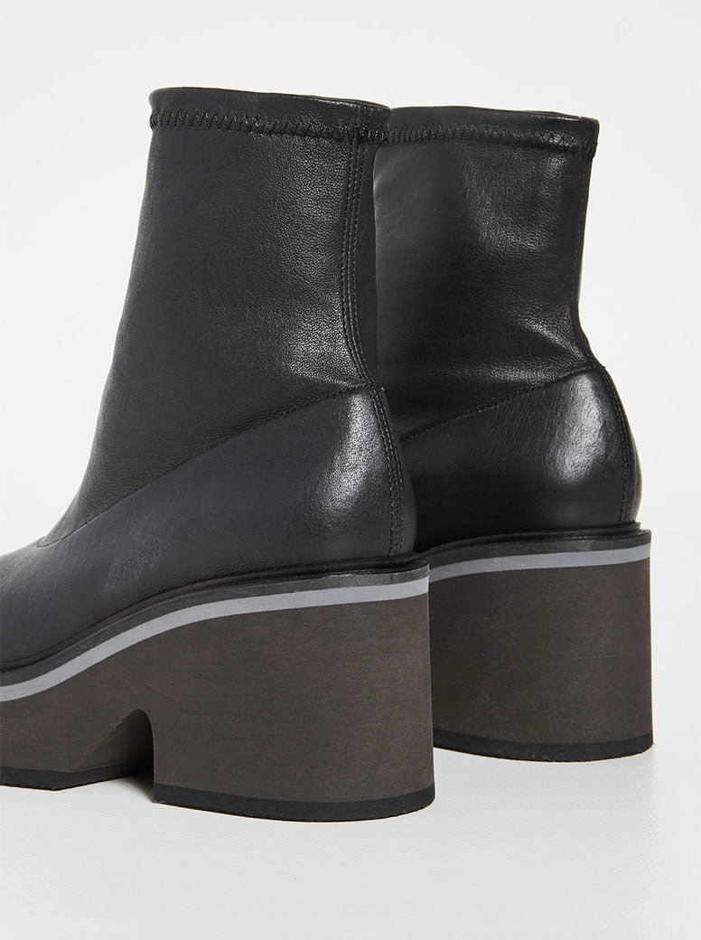 Albane black leather