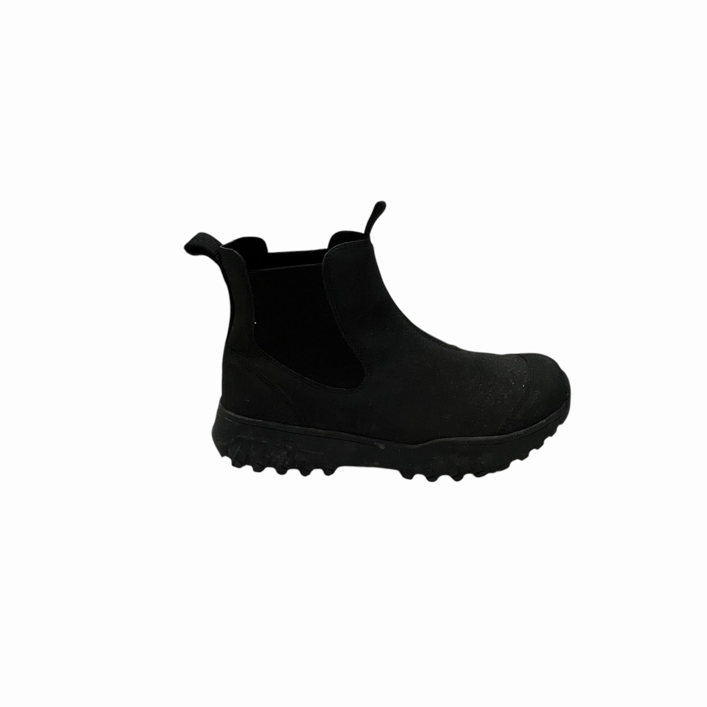 Boots Ankle Flats By Cma In Black, Size:8