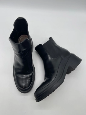 Boots Ankle Heels By Cole-haan In Black, Size: 8.5
