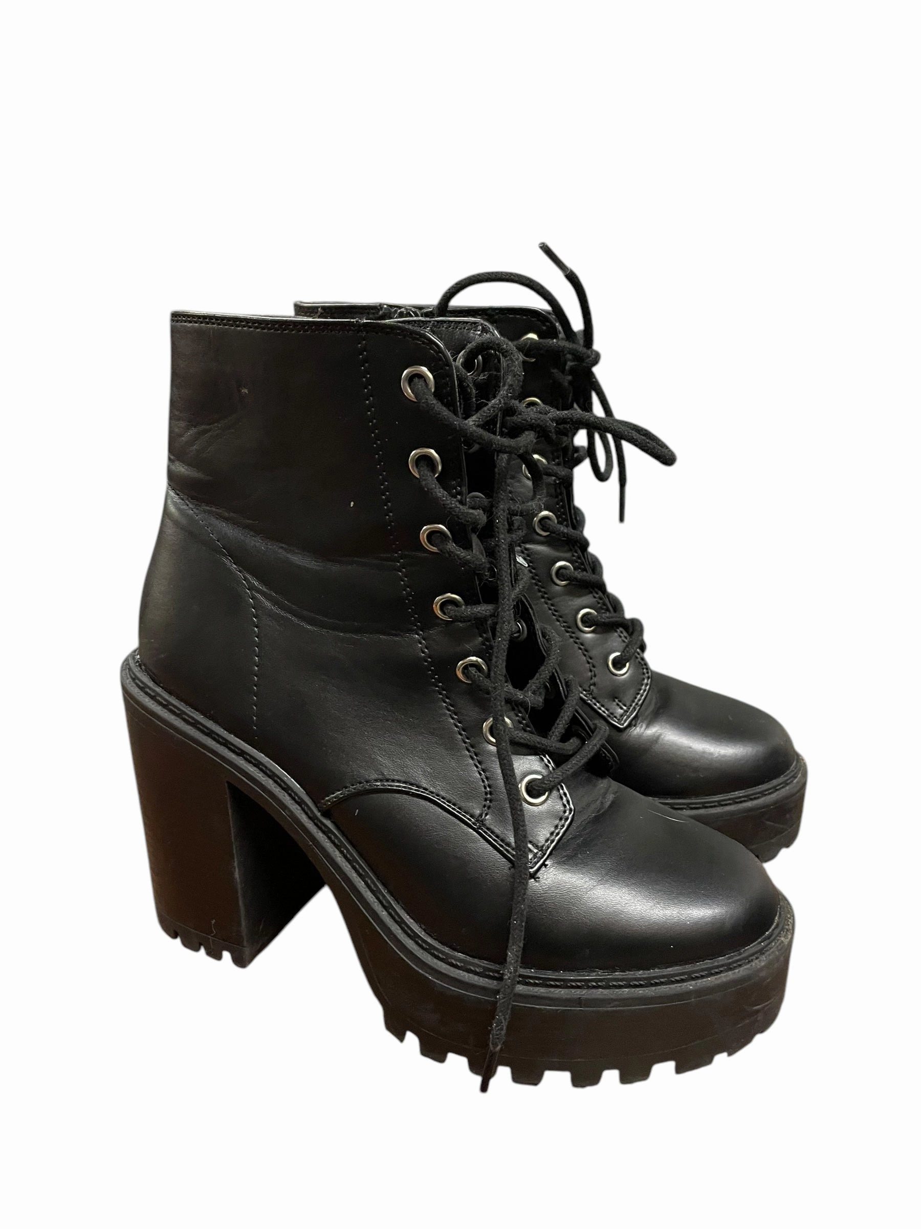 Boots Ankle Heels By Forever 21 In Black, Size: 7
