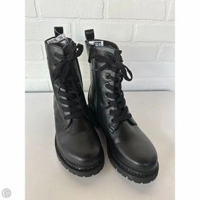 Boots Combat By Dkny In Black, Size: 8