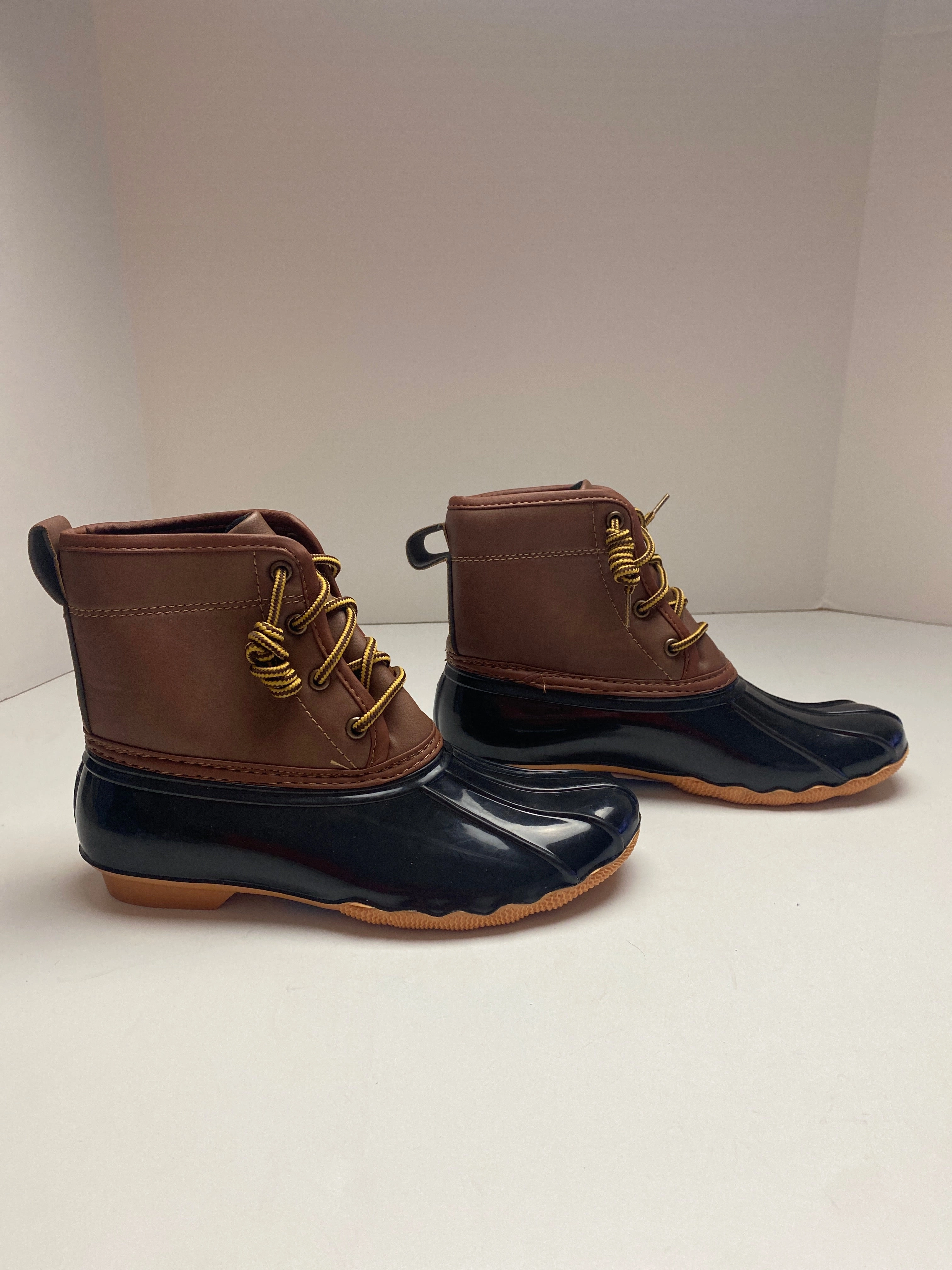 Boots Rain By Clothes Mentor In Black, Size: 7