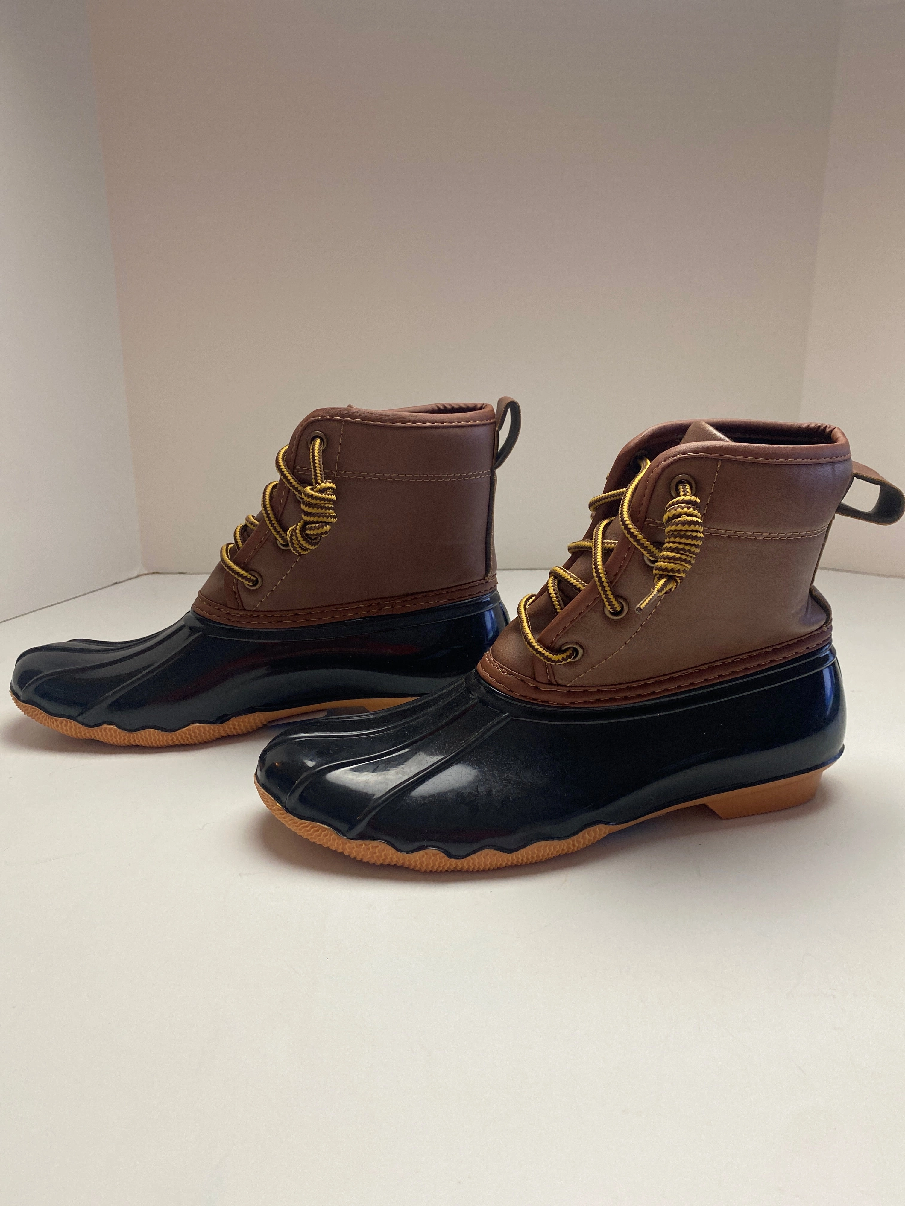 Boots Rain By Clothes Mentor In Black, Size: 7