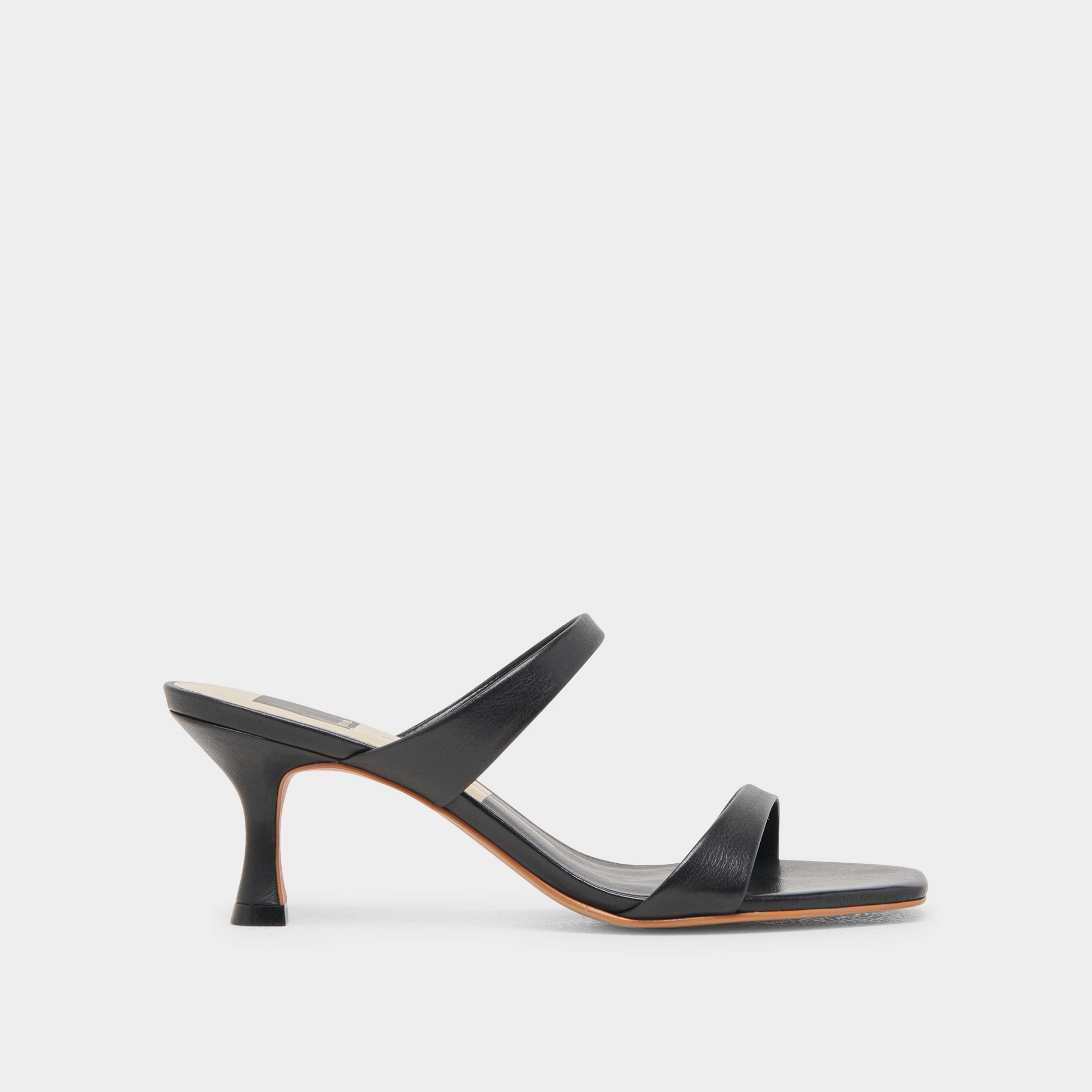 GENORA HEELS BLACK LEATHER