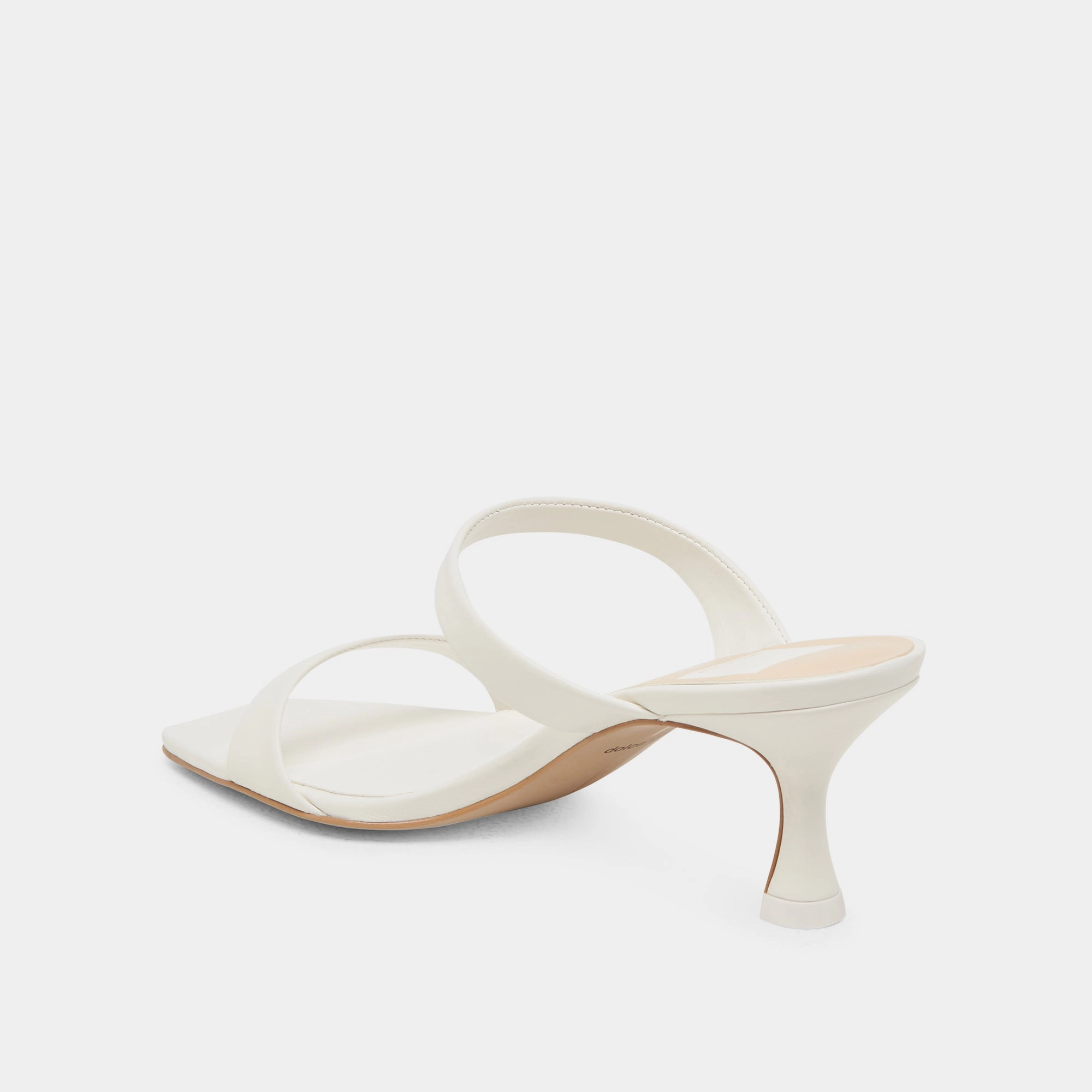 GENORA WIDE HEELS WHITE LEATHER