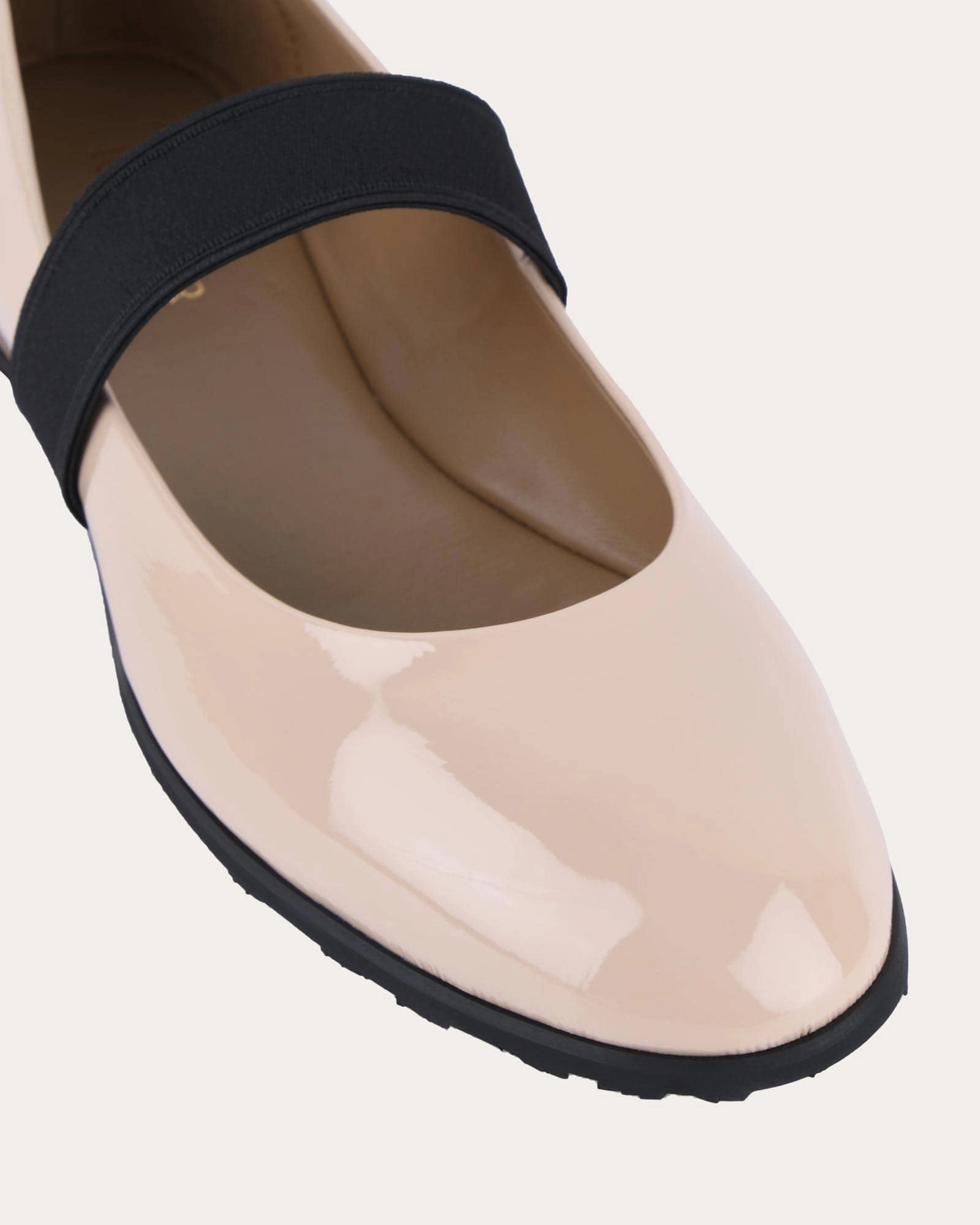 HOPE CASUAL FLATS NATURAL CRINKLE PATENT