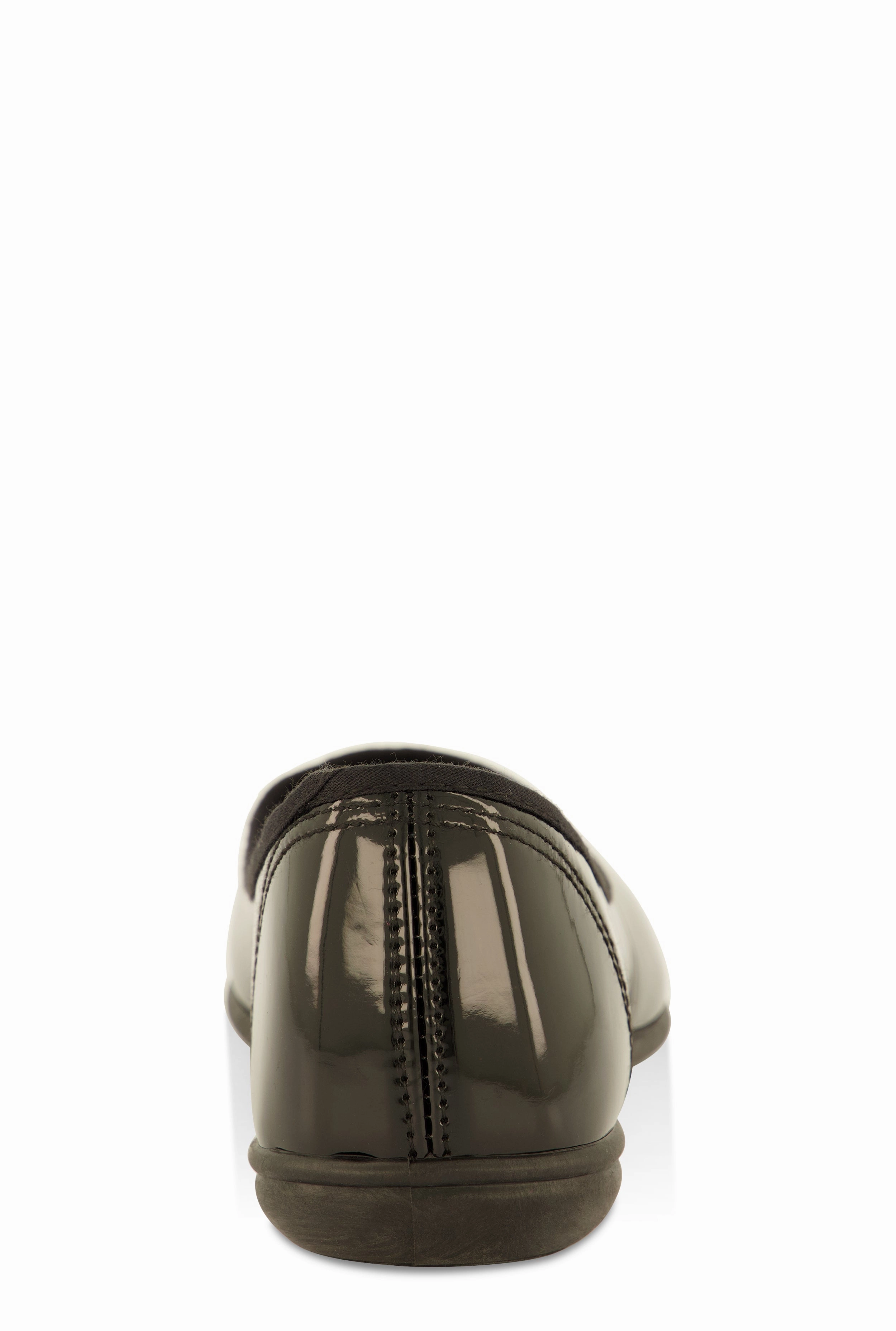 Round Toe Ballerina Flats