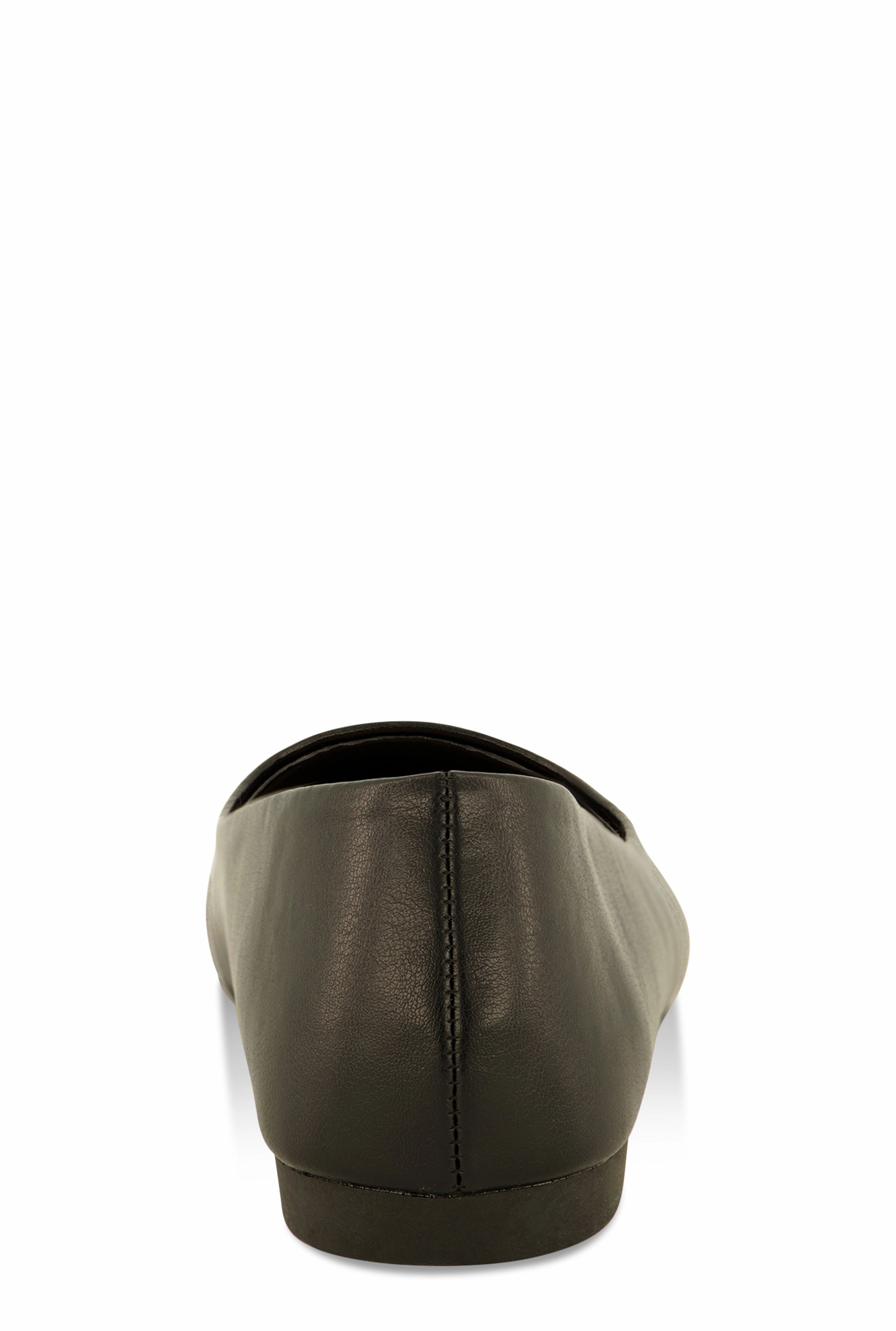 Round Toe Ballet Flats