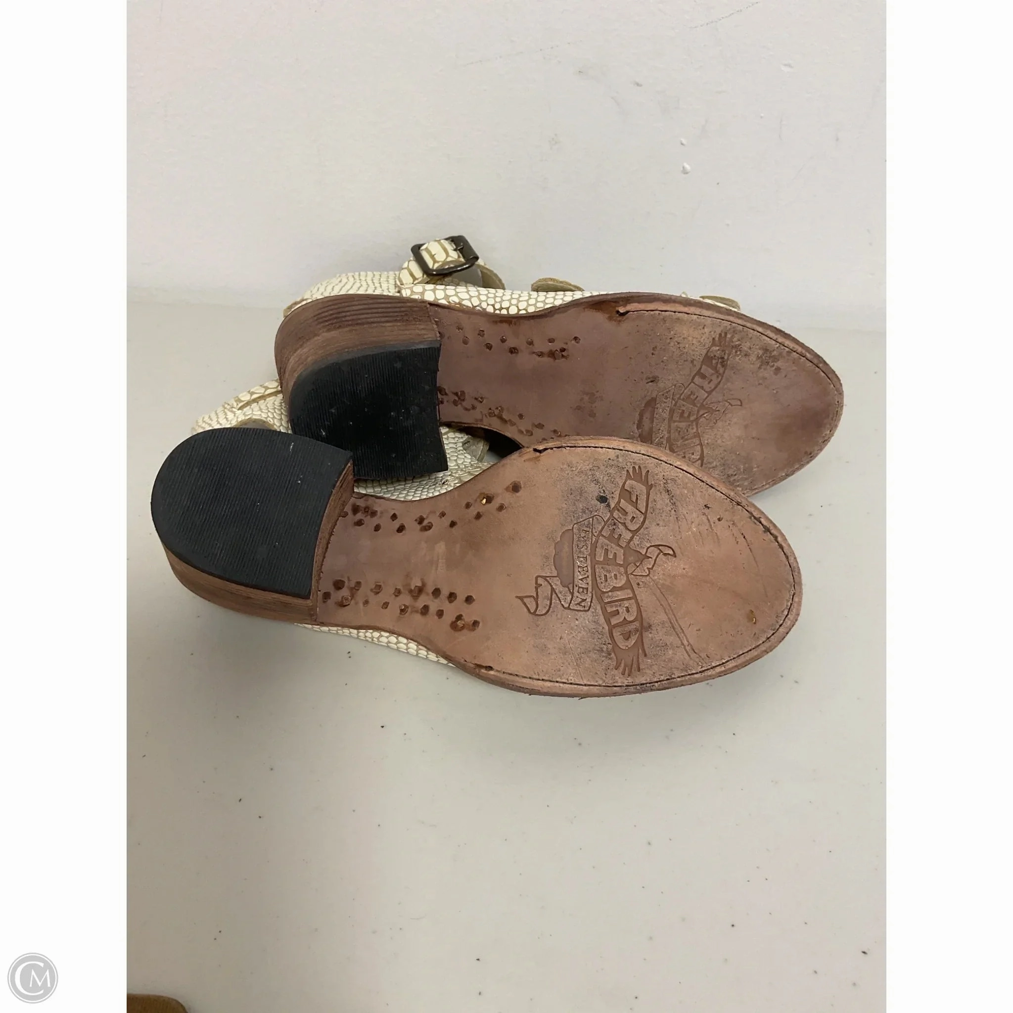 Sandals Heels Kitten By Freebird In Cream, Size: 6
