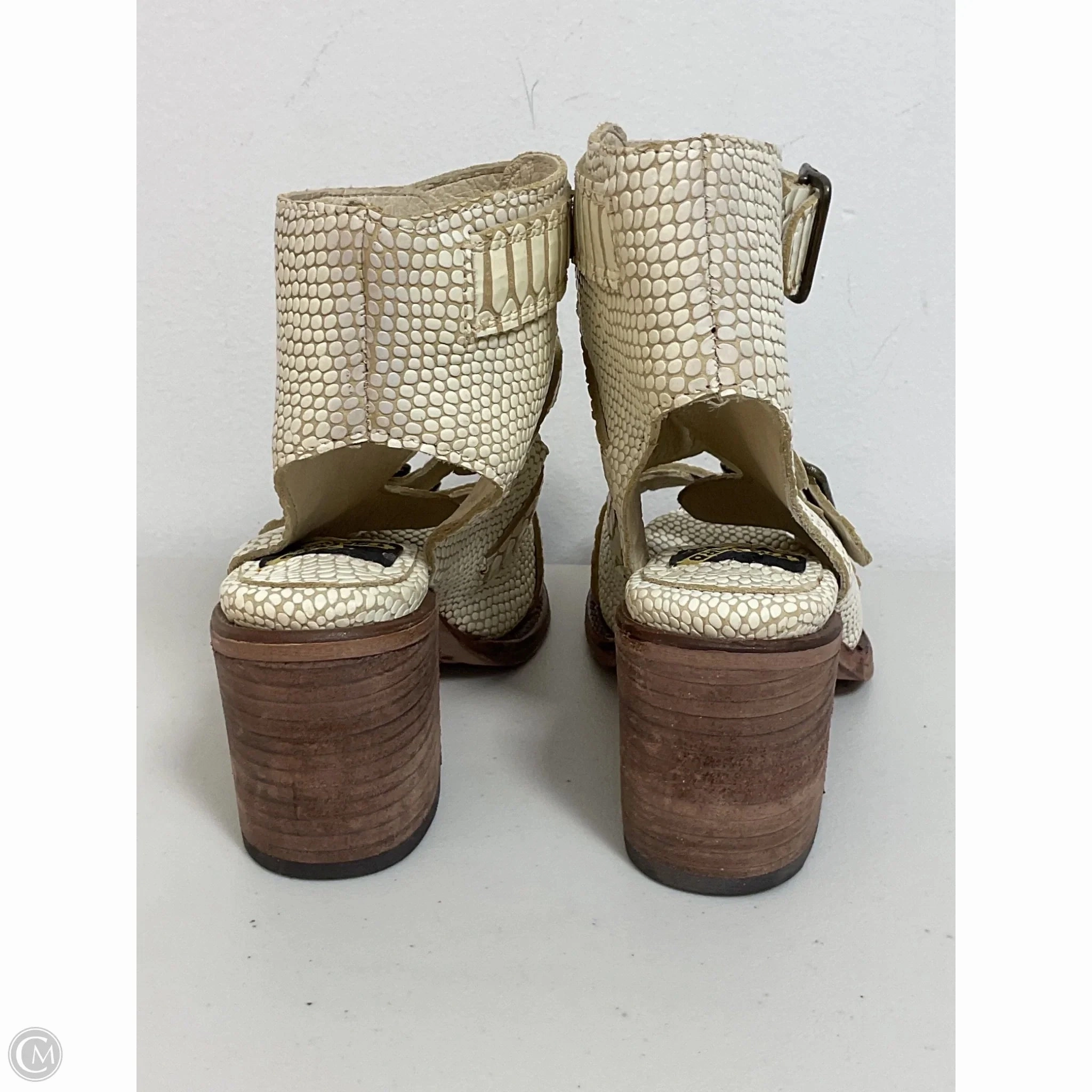 Sandals Heels Kitten By Freebird In Cream, Size: 6