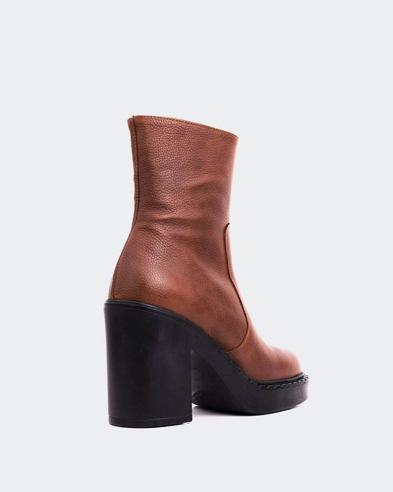Shivers Tan Leather