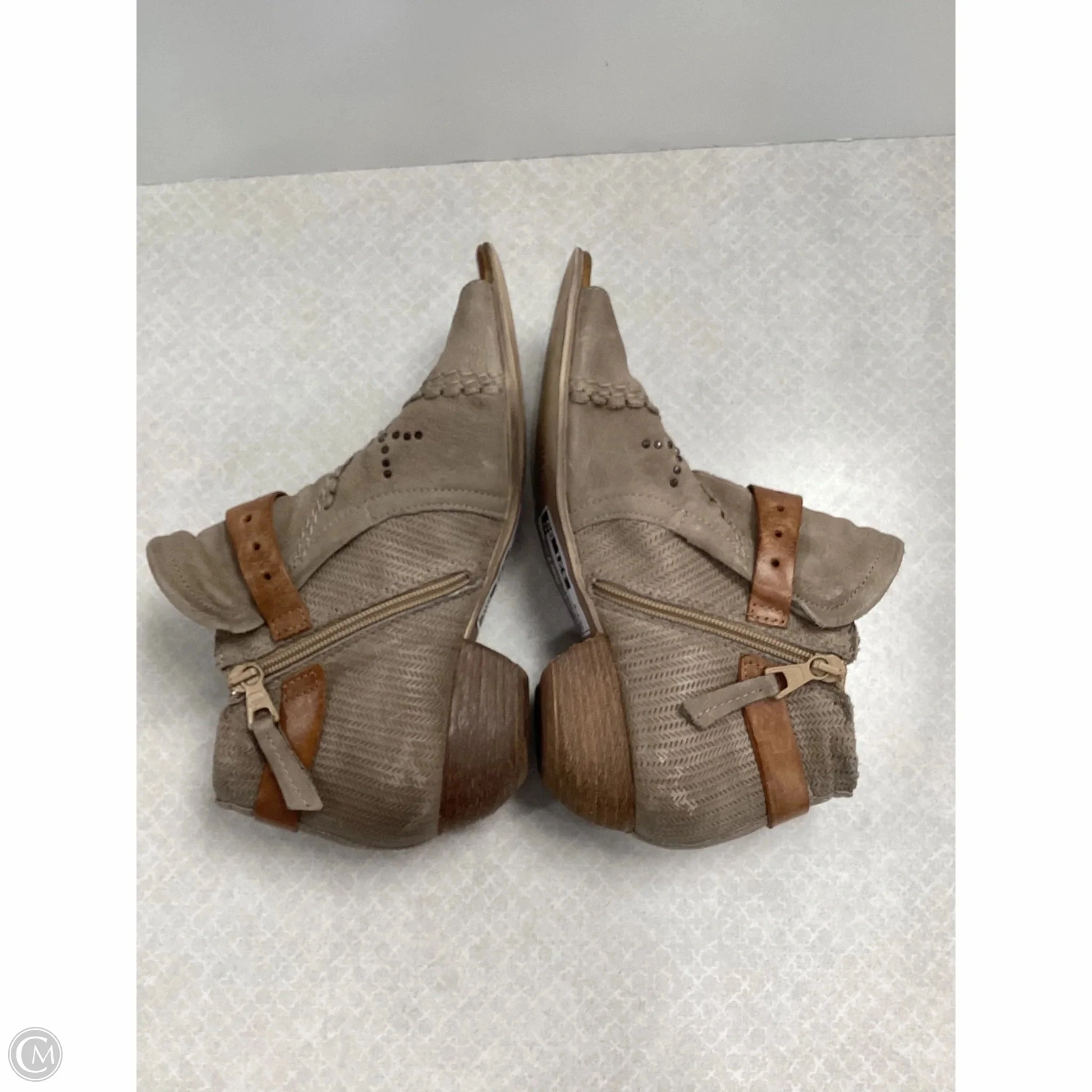 Shoes Heels Block By Miz Mooz In Taupe, Size: 7.5