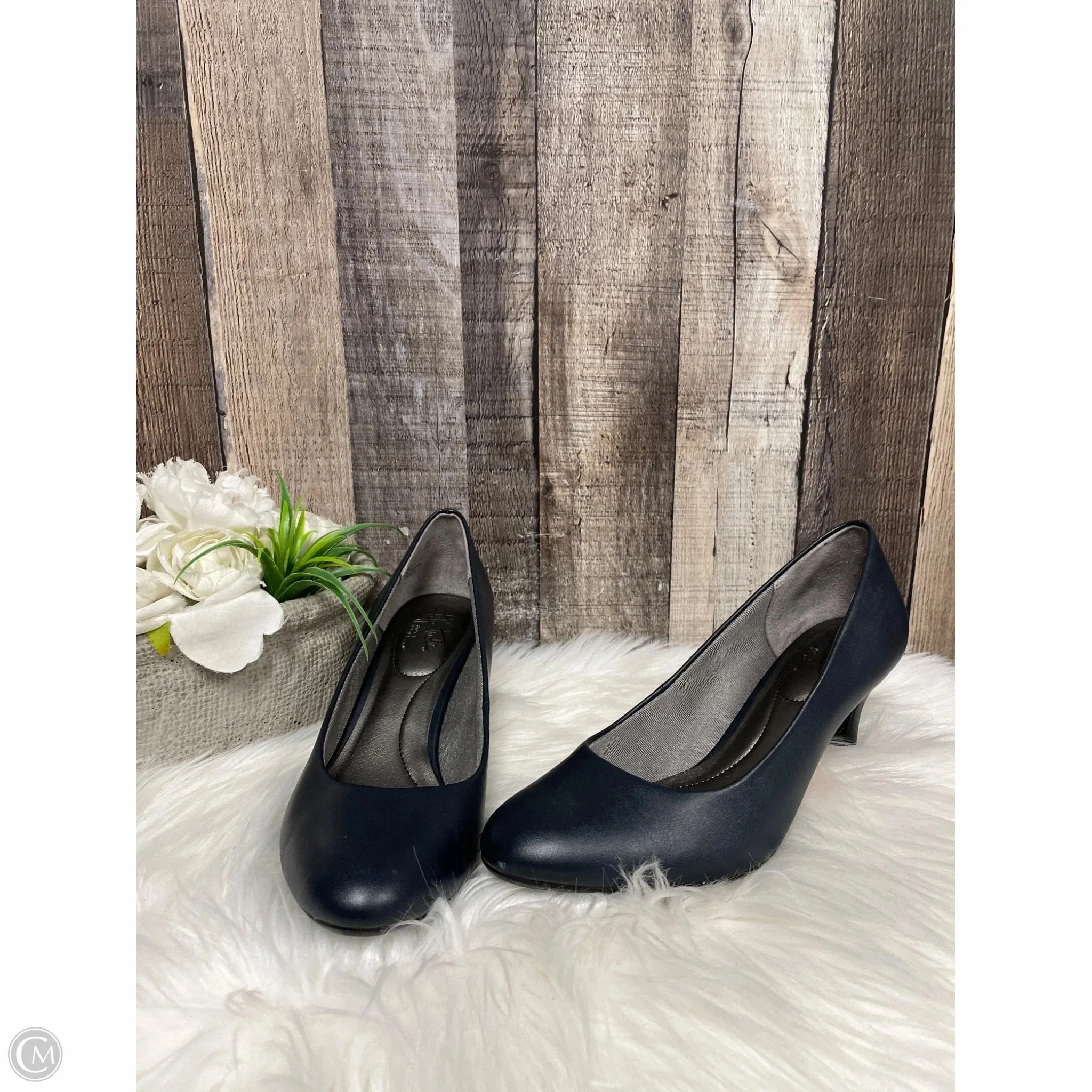 Shoes Heels Kitten By Life Stride In Navy, Size: 7.5