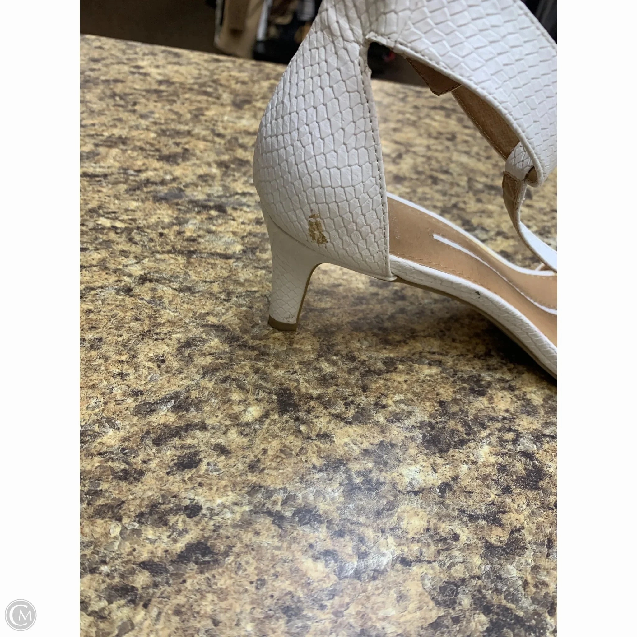 Shoes Heels Kitten By New Directions In White, Size: 9.5