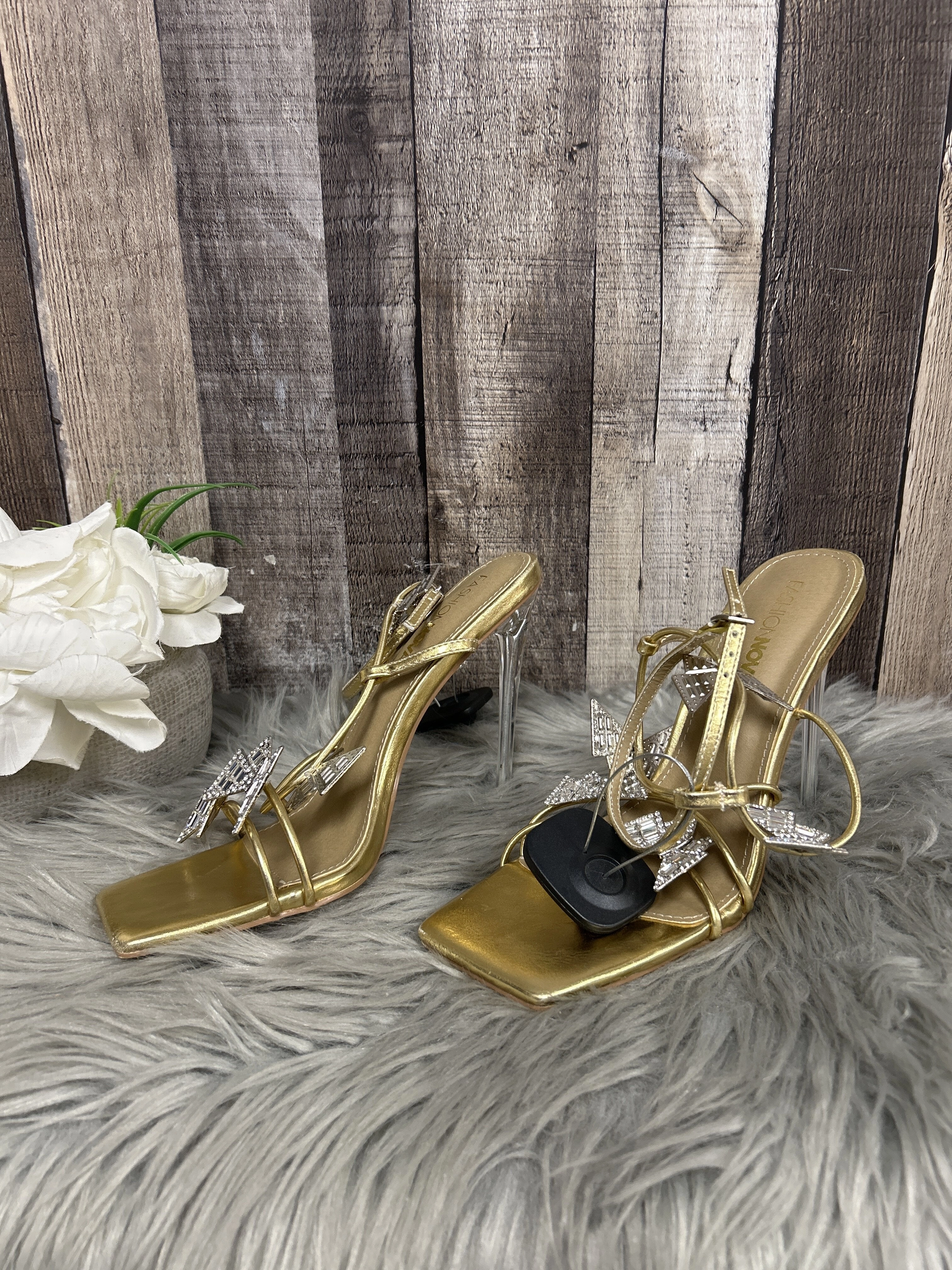Shoes Heels Stiletto By Fashion Nova  Size: 8